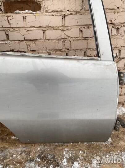 Задняя правая дверь Fiat Albea