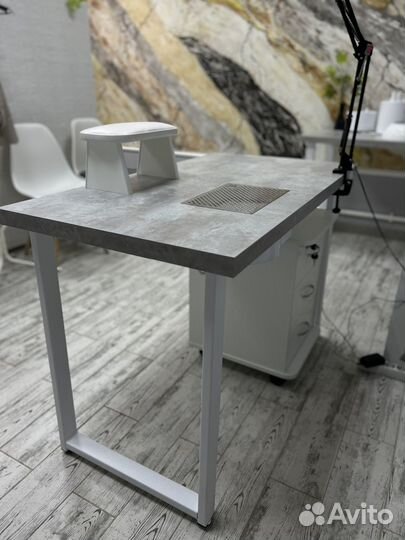 Стол маникюрный с вытяжкой Verakso М900