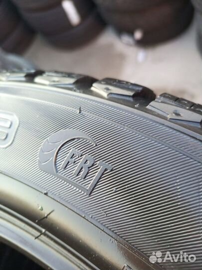 Nokian Tyres Hakkapeliitta 9 225/50 R18