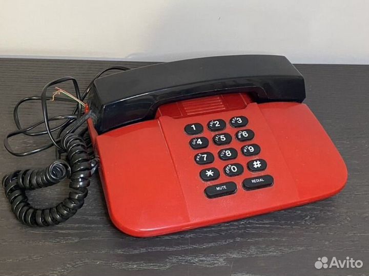 Телефон стационарный