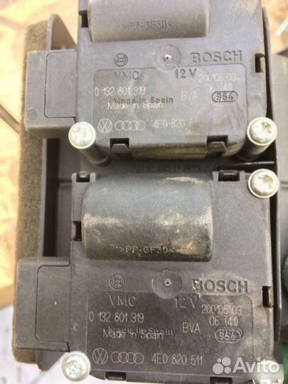 Моторчик заслонки печки Audi