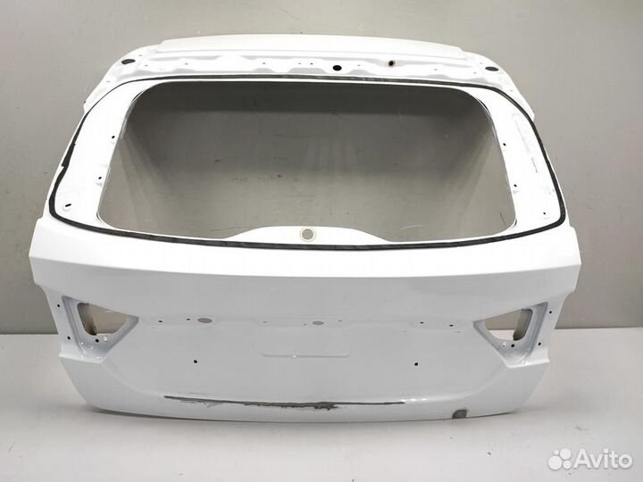 Крышка багажника LADA vesta SW 2015-нв белый