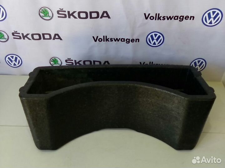 6RU863513 Ящик для инструментов VAG VW polo sedan