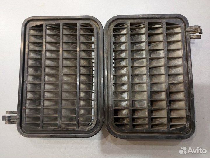 Воздуховод бампера Mercedes-Benz S Class 220 5.0