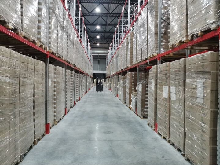 Склад, 2147 м²