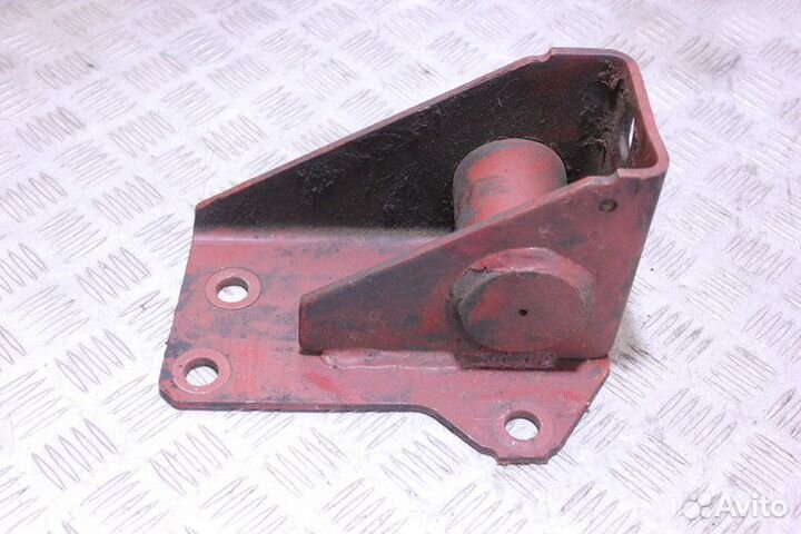 Кронштейн Renault Magnum 1990 2005