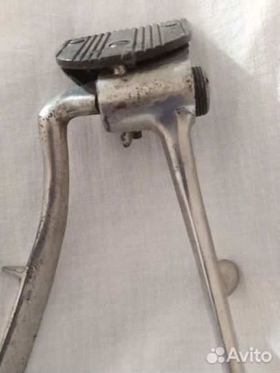 Ручная машинка старинная, для стрижки волос