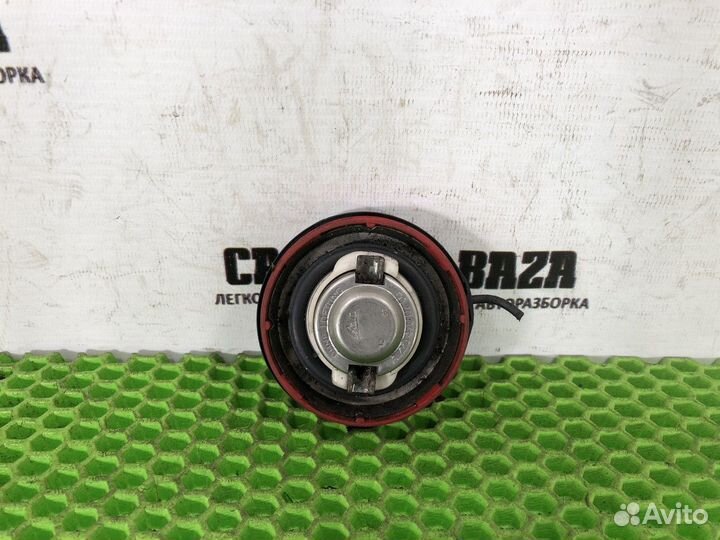 Крышка заливной горловины топливного бака