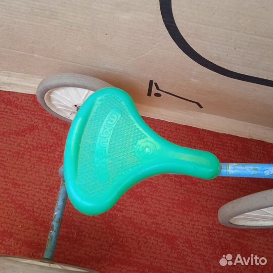 Детский трехколесный велосипед