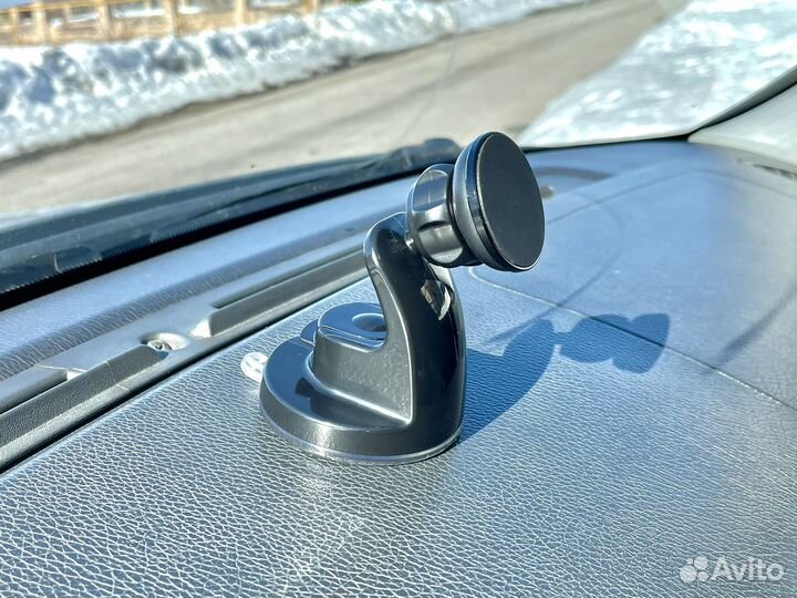 Держатель для телефона магнитный на присоске