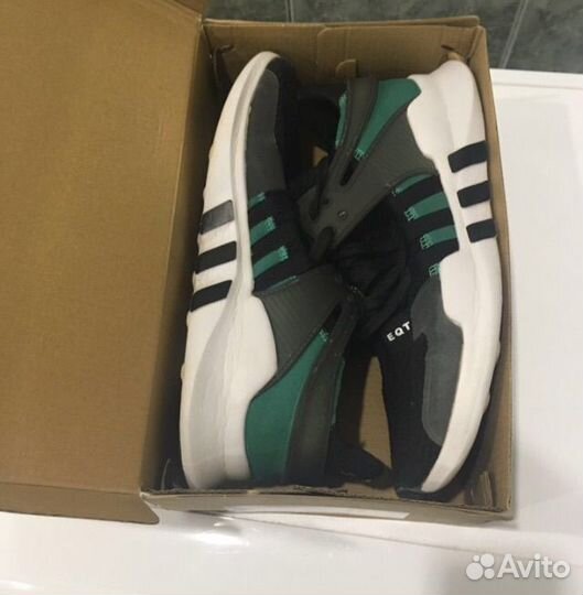 Кроссовки Adidas 43р