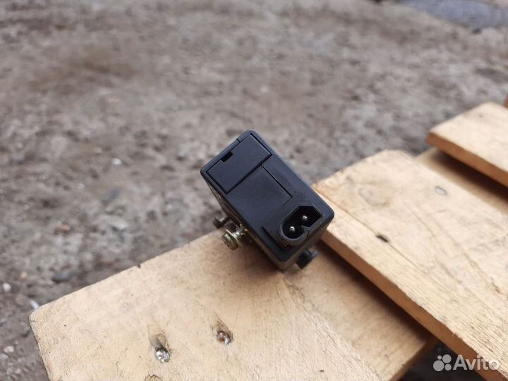 Активатор замка крышки бензобака BMW Е36