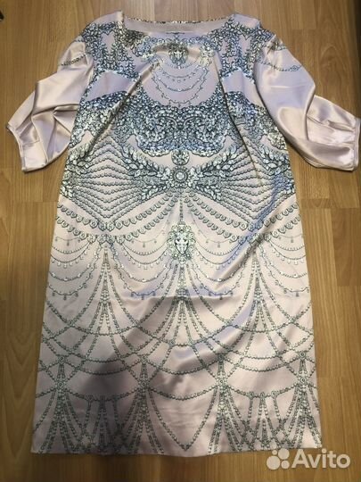 Платье праздничное