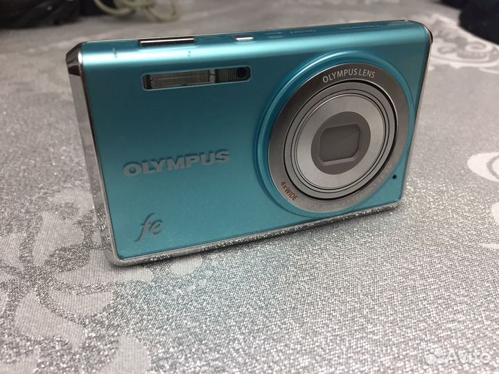 Компактный фотоаппарат