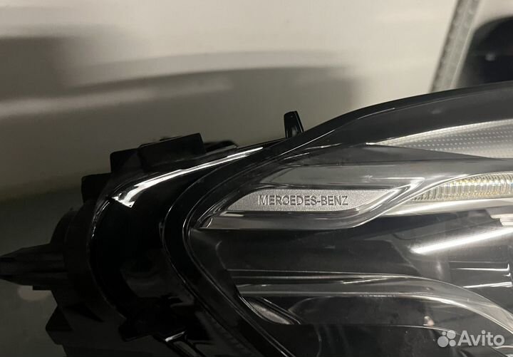 Правая фара Mercedes GLC X253