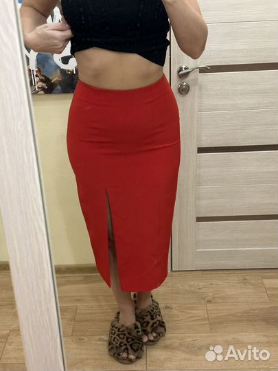 Юбка карандаш красная