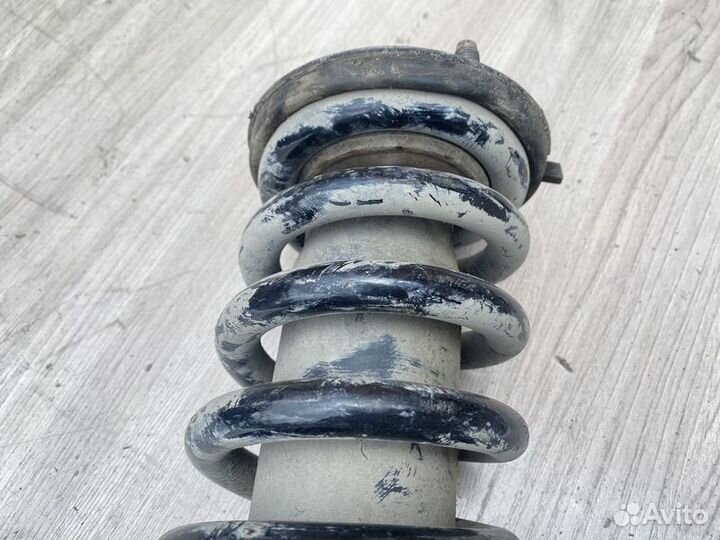 Амортизатор передний Nissan Pathfinder R51 с2004-2