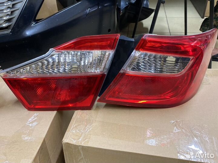 Комплект задних фонарей тойота камри 50
