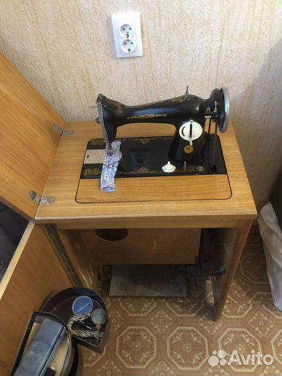 Швейная машина м2