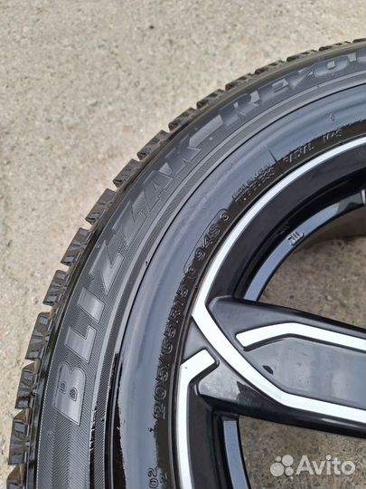 Зимние колеса Bridgestone 205/65 R15