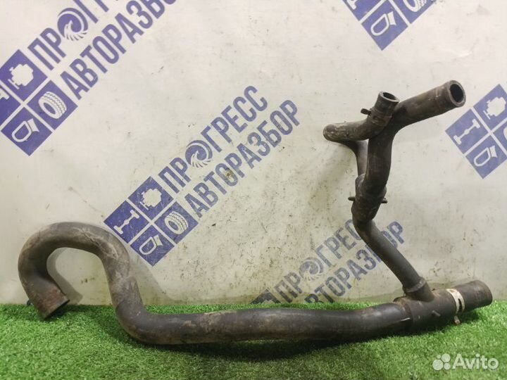 Патрубок системы охлаждения Renault Laguna