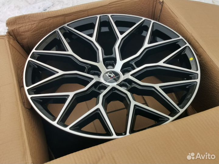 Диски Vossen HF2 r17 Toyota/Kia/Mazda/Nissan/Lexus