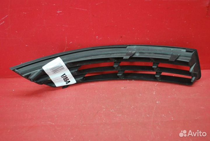 Решетка в бампер Volkswagen Passat