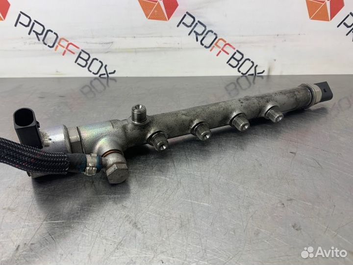 Топливная рампа Mercedes C-Class W204 OM651 2.2