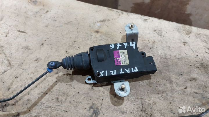 Замок крышки багажника Hyundai Matrix 1