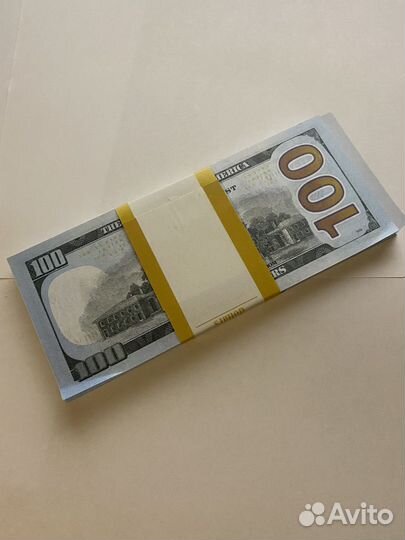 Деньги сувенирные доллары