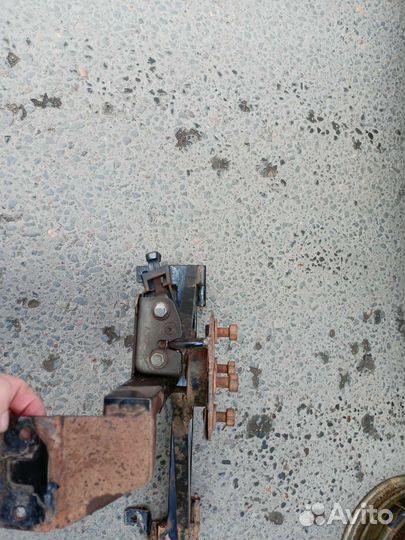 Кронштейн (крепление) запасного колеса Ларгус