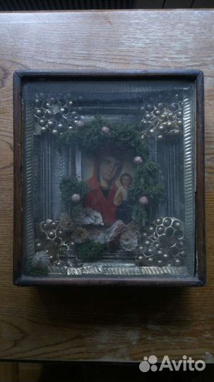 Икона старинная 18 - 19 веков. Икона Божией Матери