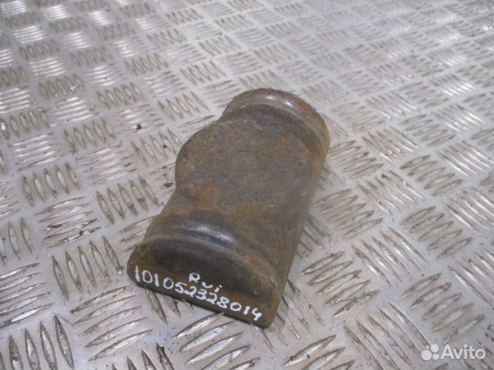 Проставка стремянки renault 5010557715