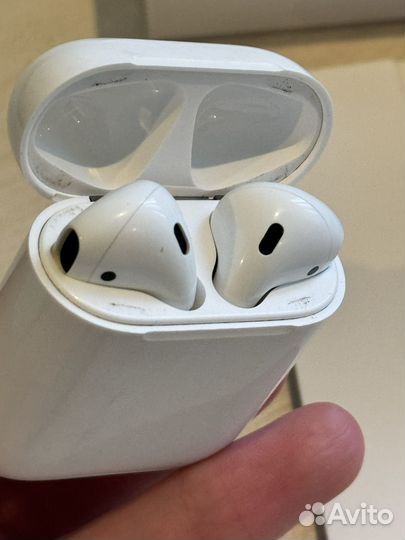 Наушники Apple Airpods 2