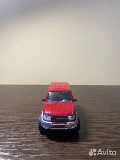 Модель Авто УАЗ 3163 Autotime 1/43