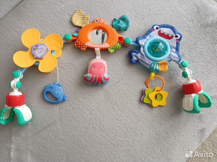 Игрушка на коляску, стульчик, кроватку