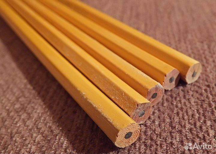 Карандаши простые. Чехословакия. 1980 гг