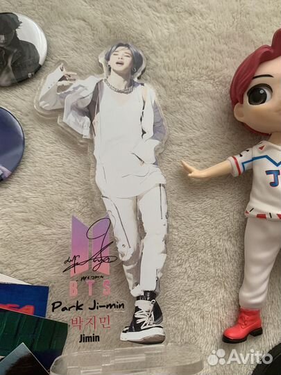 Фигурки, значки и карточки бтс/ стрей кидс