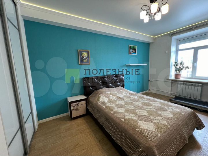 4-к. квартира, 87,9 м², 2/4 эт.