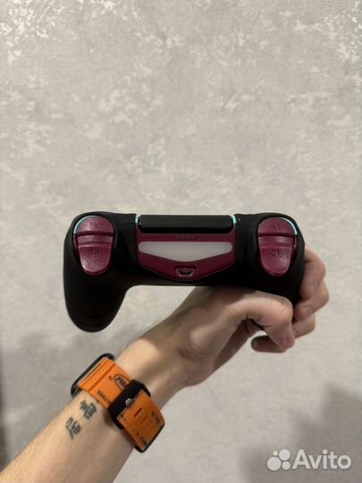 Джойстик PS4