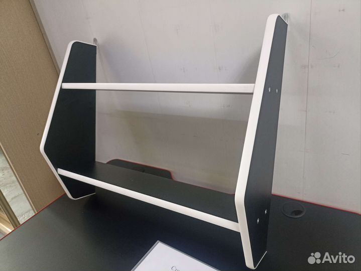 Полки навесные