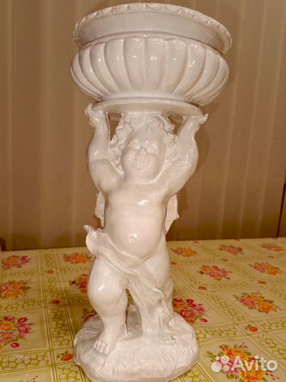 Статуэтка, кашпо для цветов ангел