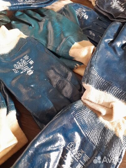 Спецодежда. Перчатки прорезиненные