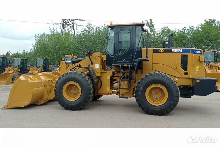 Фронтальный погрузчик SEM 658D, 2023