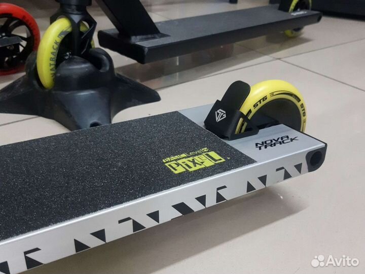 Трюковой самокат