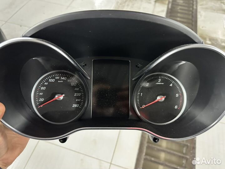 Панель приборов Mercedes GLC