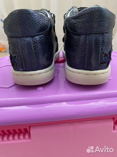 Полуботинки р. 24