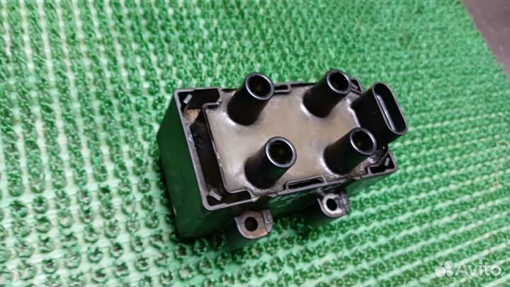 Катушка зажигания Renault Logan 1