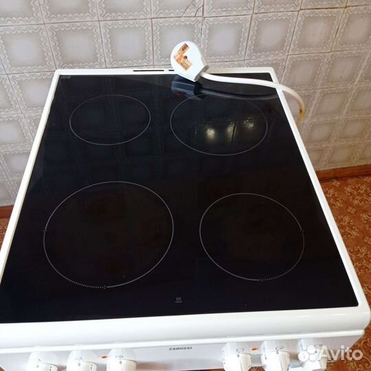 Плита электрическая zanussi стеклокерамика
