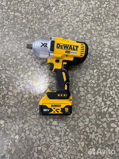 Аккумуляторный гайковерт dewalt DCF 899 P2